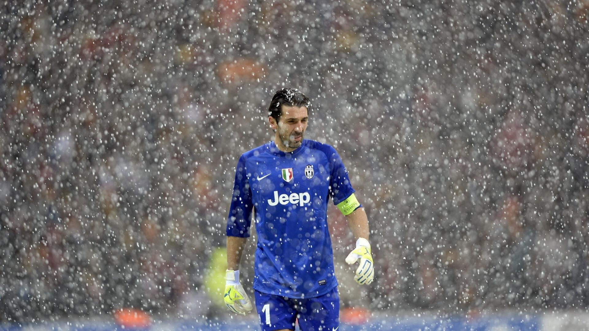 武切维奇点燃赛场之夜，湖人惊天翻盘勇士，诠释篮球唯一性